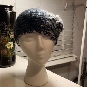 David and Young ear warmer